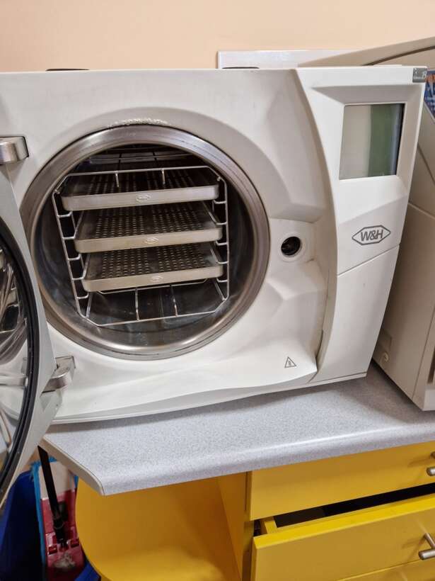 Автоклав Lisa MB 17 требует сервисного обслуживания. NaviStom