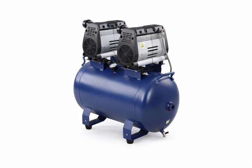Безмасляний компресор з осушувачем повітря NaviStom