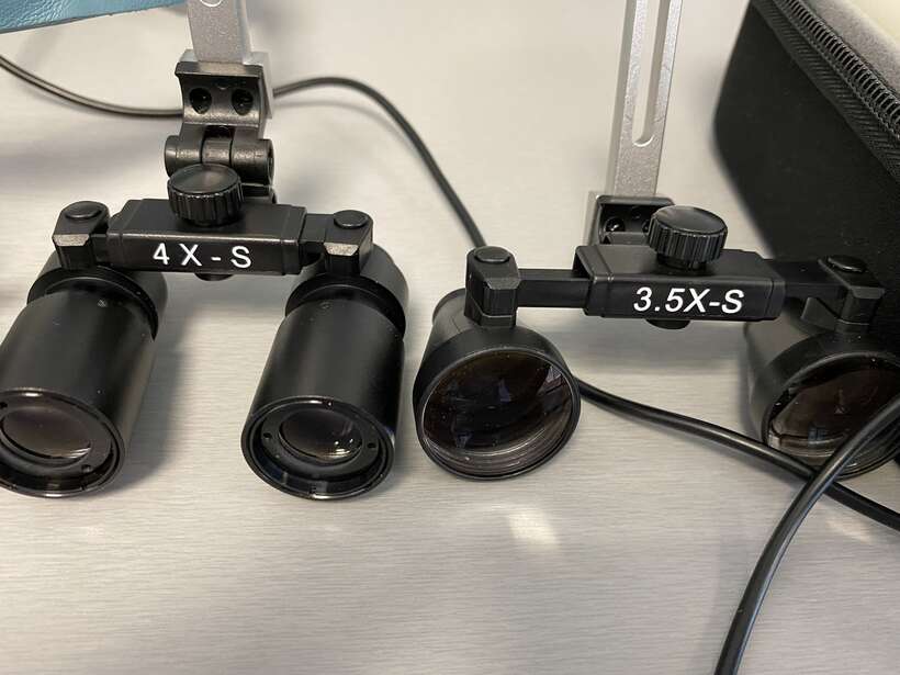 Чудовий набір призматичні та галілей бінокуляри юмарда Чудовий набір призматичні та галілей бінокуляри юмарда NaviStom