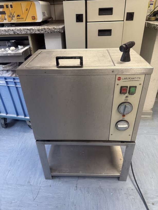 Dreve Labormat TH Апарат для виварювання воску та полімеризації зубних протезів NaviStom