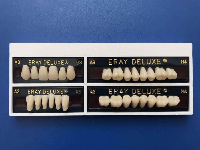 Трехслойные акриловые зубы Eray Deluxe NaviStom