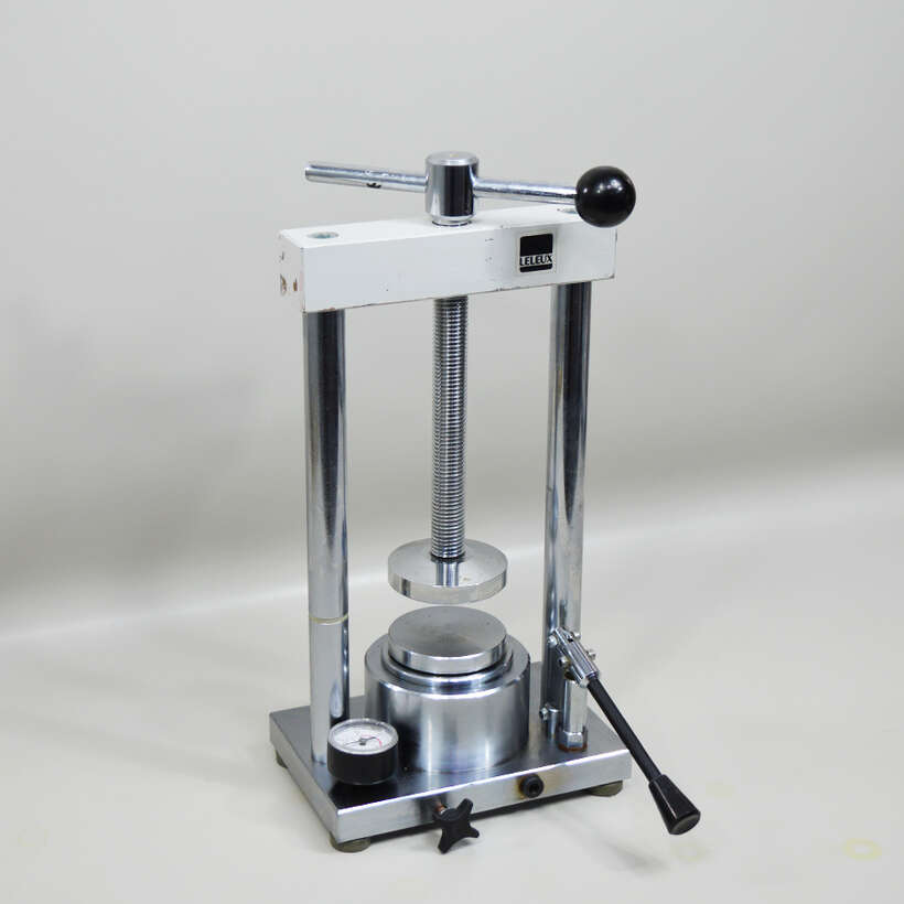 Гідравлічний прес Leleux NaviStom