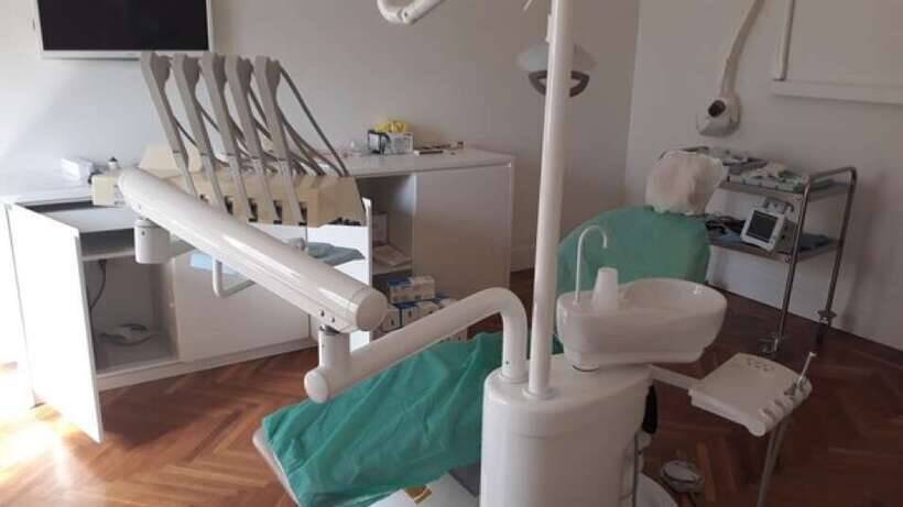 готовый стоматологический центр (Италия Рим) 2 клиники ниже рыночной цены !!! NaviStom