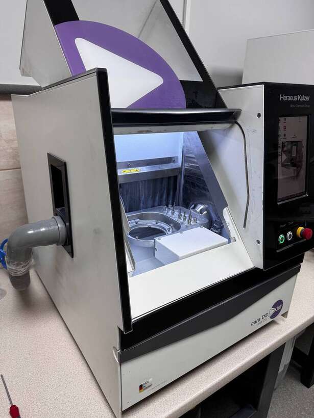 Heraeus Kulzer - cara DS mill 2.5 NaviStom