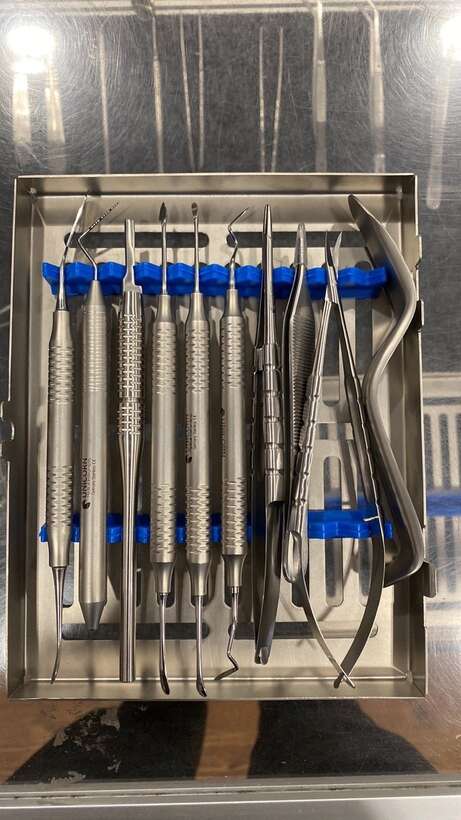 Хірургічний набір UNICORN в металевій касеті на складі! NaviStom