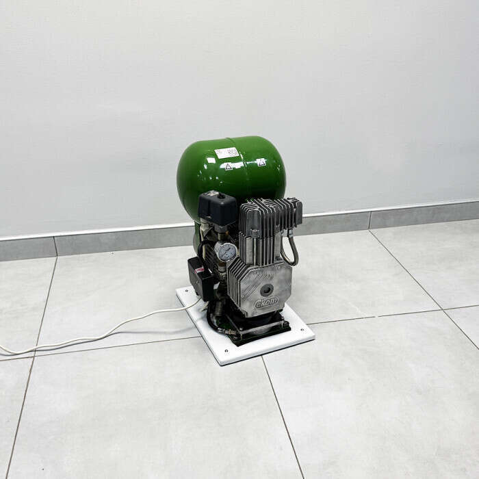 Компресор безмасляний стоматологічний EKOM DK-50 NaviStom