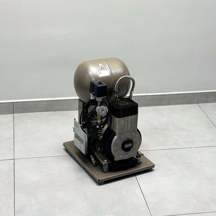 Компресор EKOM 10L Plus NaviStom