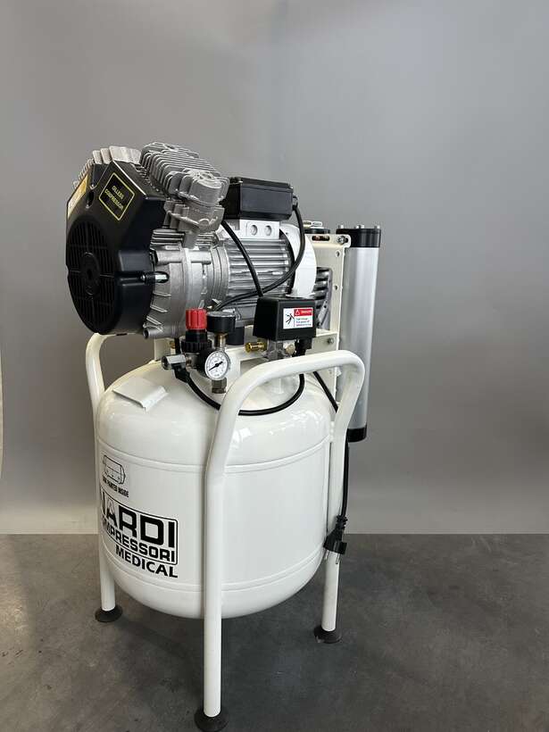 Компресор стоматологічний NARDI COMPRESSORI EXTREME 2D 50L. NaviStom