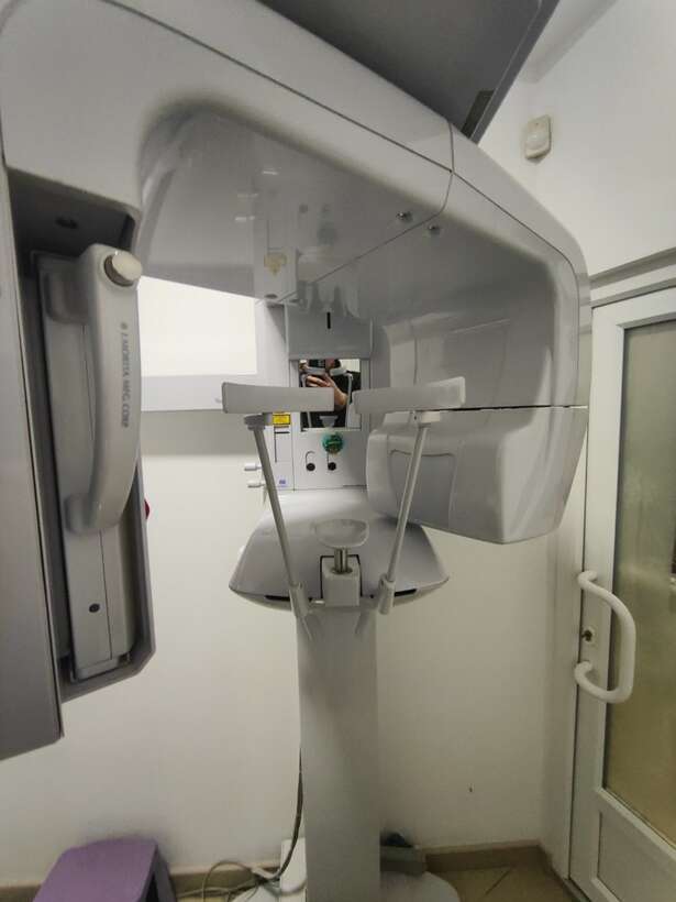 Комп`ютерний томограф Veraviewepocs 2D з цефалостатом (вживаний, гарний стан) NaviStom