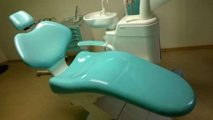 Ламинация стоматологических кресел и стульев стоматолога защитной силиконовой пленкой NaviStom
