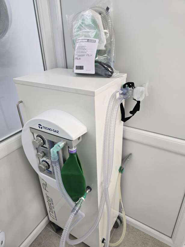 Master Flux Plus Апарат для седації закисом азоту 95000 UAH NaviStom