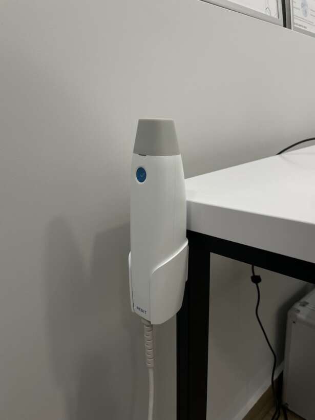 Medit i500 стоматологічний сканер NaviStom