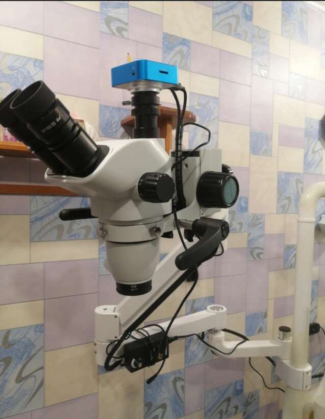 Мікроскоп з кріпленням на стоматологічну установку NaviStom