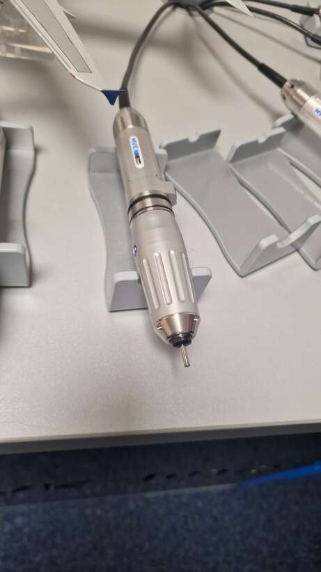 MVK = Мікромотор зуботезнічний NaviStom