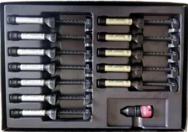 НАБІР мікрогібридного композиту VIP Esthetic (12 шпр х 5 грам) + OliBond Ethanol ( V покоління) 5 мл НАБІР мікрогібридного композиту VIP Esthetic (12 шпр х 5 грам) + OliBond Ethanol ( V покоління) 5 мл NaviStom