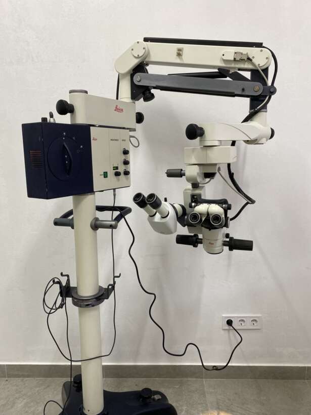 Операційний мікроскоп Leica M500 NaviStom