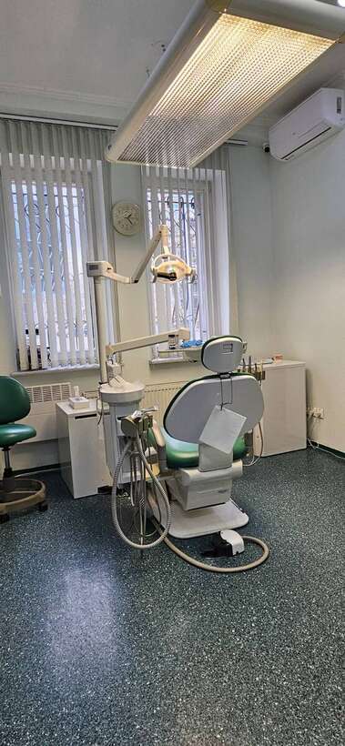 Ортодонт (субота) | робота в клініці на Печерську NaviStom