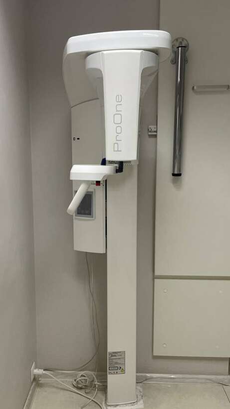 Панорамний рентен апарат Planmeca Pro One 2021 NaviStom
