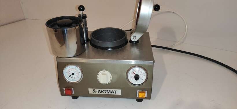 Полимеризатор Ivomat IP1 (IVOCLAR. Германия) NaviStom
