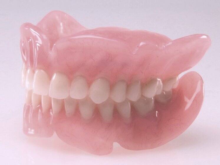 Предлагаю услуги зубного техника, Київ NaviStom