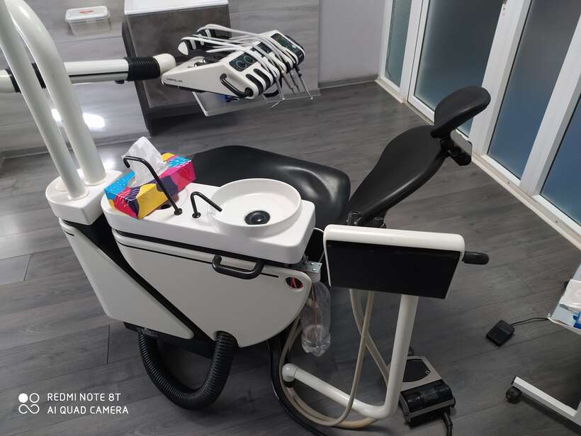 Продається бу стомат установка Castellini skema 4 NaviStom