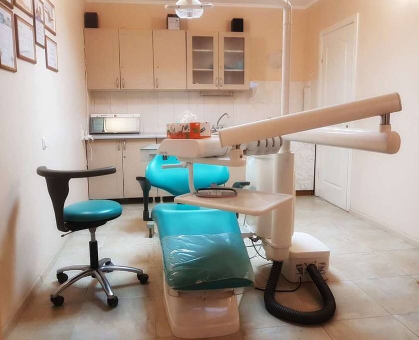 Продается действующий стоматологический кабинет (помещение + оборудование + база клиентов) NaviStom