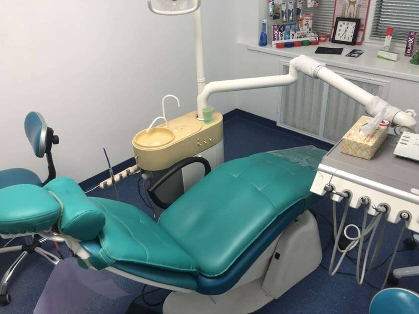 Продается стоматологическое кресло и мебель NaviStom
