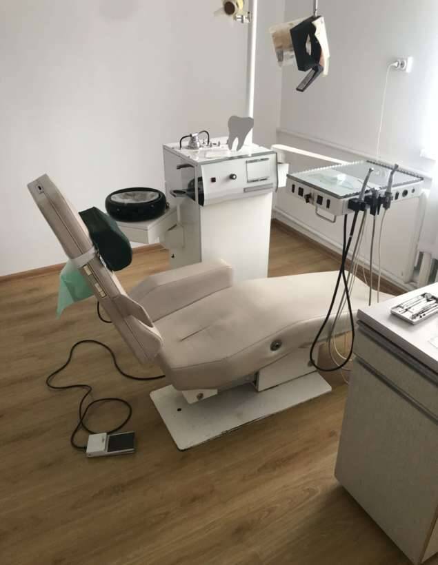 Продається стоматологічне обладнання для повноцінного стоматологічного кабінету NaviStom