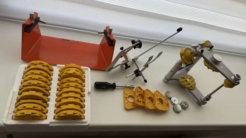 Продам артикулятор SAM 2+переносний столик та лицеву дугу до нього NaviStom