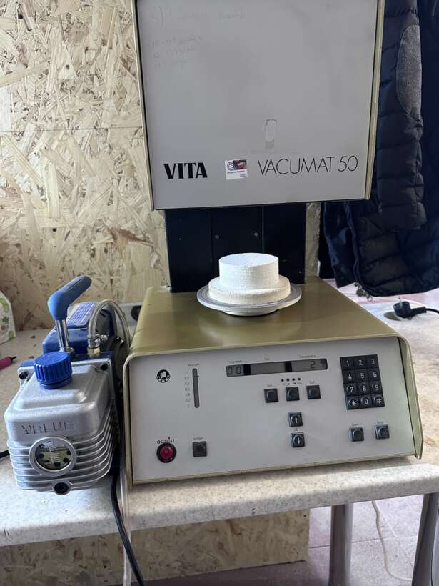 Продам піч для спікання кераміки Vita Vacumat 50 NaviStom