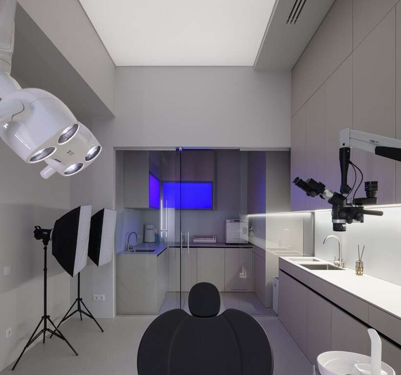 Продаж діючої стоматологічної клініки: під ключ, автономність, розумний дім. Київ, метро Славутич NaviStom