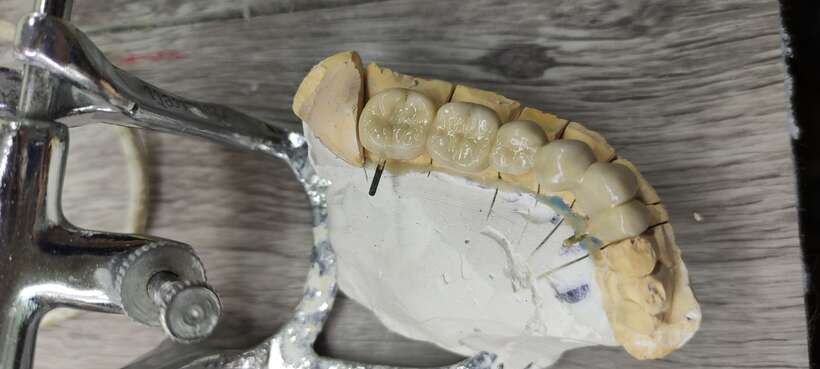 Пропоную співпрацю лікарям стоматологам. NaviStom