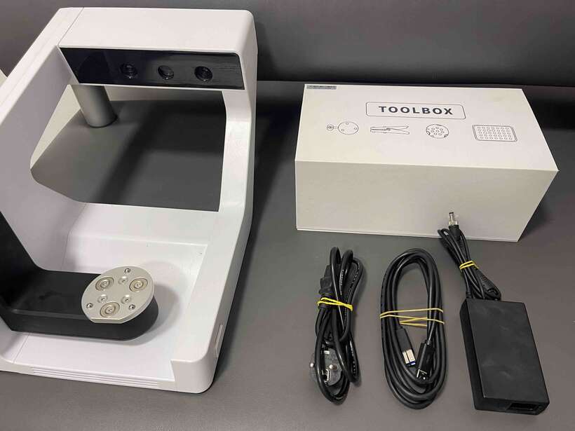 QScan 3D зуботехнічний сканер NaviStom