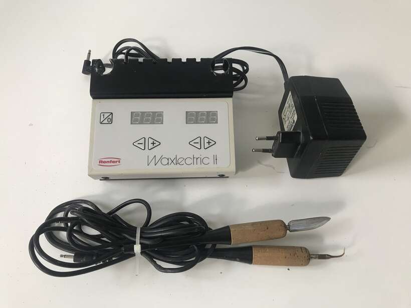 RENFERT WAXLECTRIC II. Зуботехнiчний електричний шпатель. з двума насадками. У дуже доброму станi NaviStom