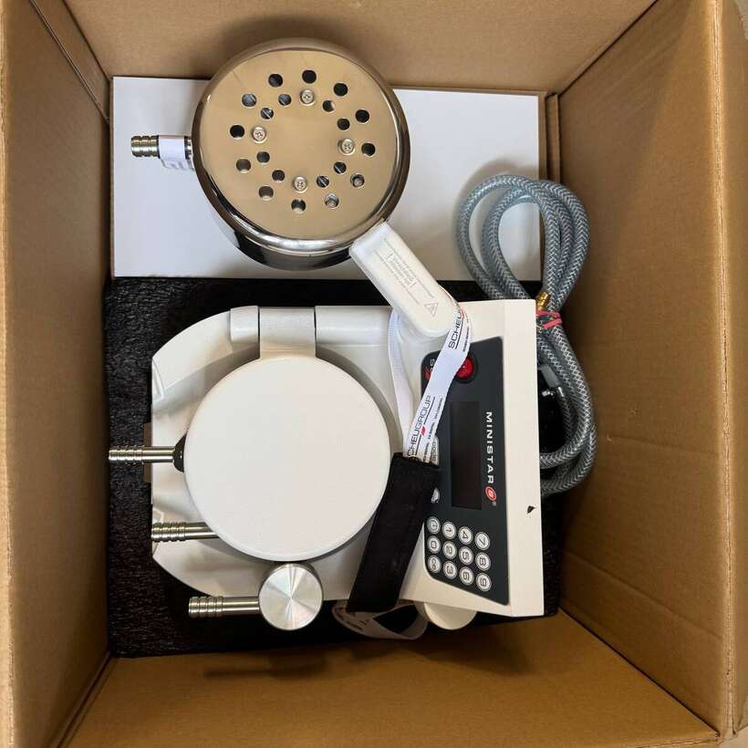 SHEU MINISTAR S , апарат для виготовлення кап NaviStom