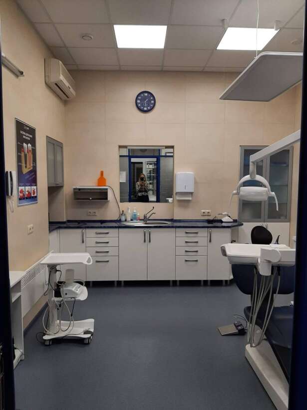 Стоматологический кабинет посменно/помесячно/долгосрочно в центре, Золотые Ворота NaviStom