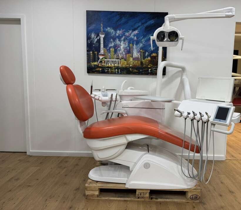 Стоматологічна установка CASTELLINI SKEMA 6 NaviStom