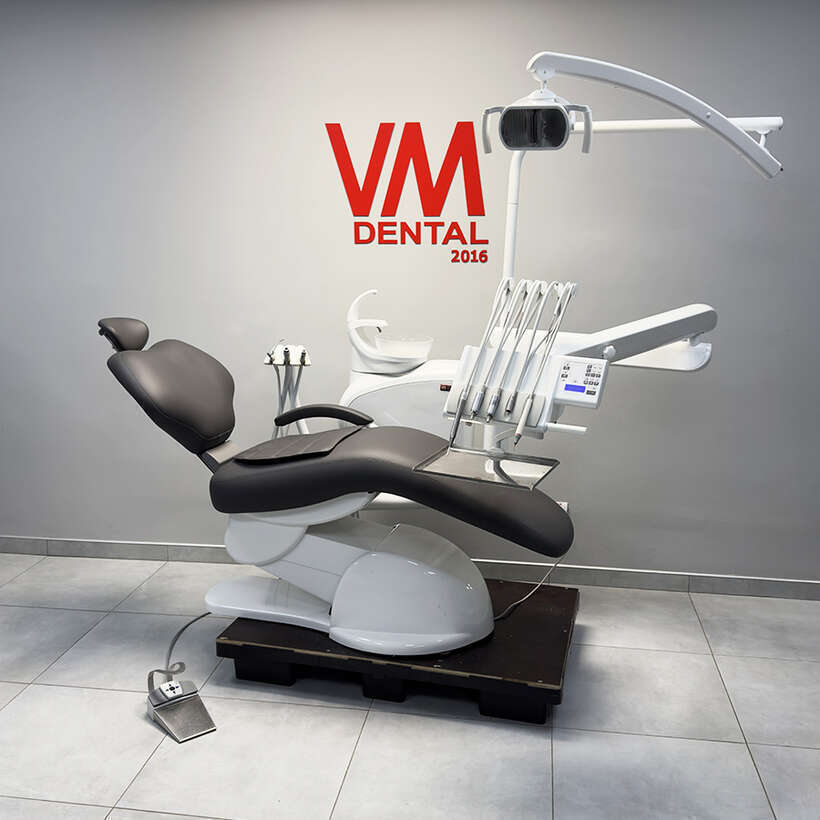 Стоматологічна установка Diplomat 310 NaviStom