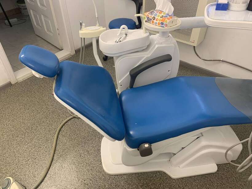 Стоматологічна установка Granum TS 5830 + крісло в комплекті Стоматологічна установка Granum TS 5830 + крісло в комплекті NaviStom