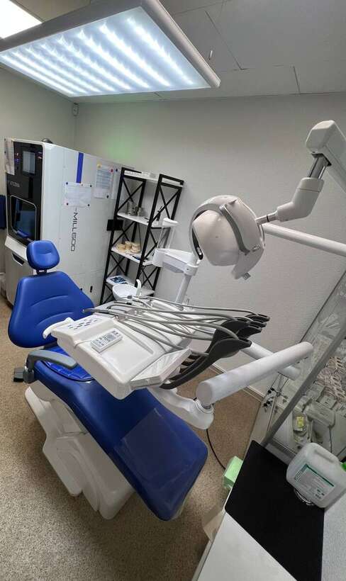 Стоматологічна установка Granum TS8830 NaviStom