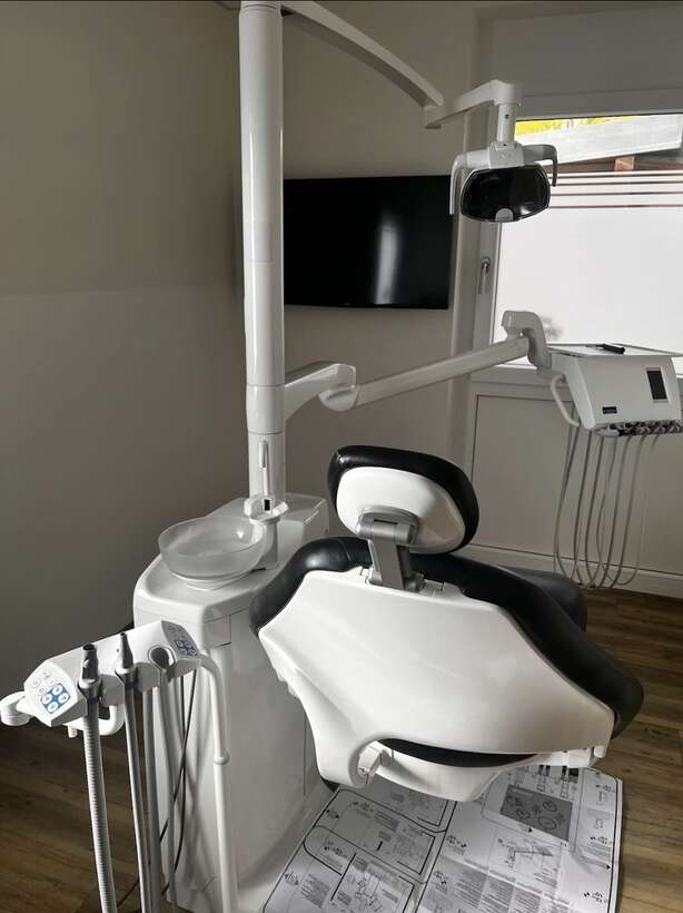 Стоматологічна установка Planmeca compact I touch 2017 NaviStom