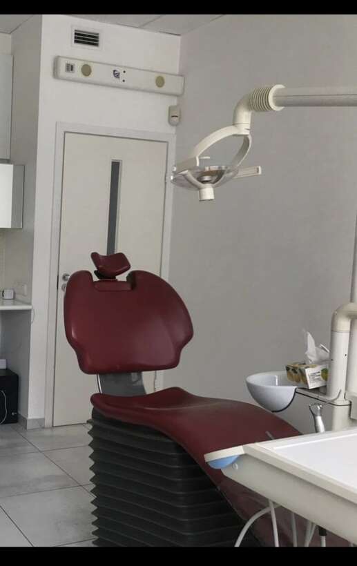 Стоматологічна установка Sirona C8+ Стоматологічна установка Sirona C8+ NaviStom