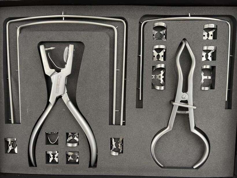 Стоматологічні щипці, гладилки, елеватори, інструменти для реставрацій та набір для кофердаму NaviStom