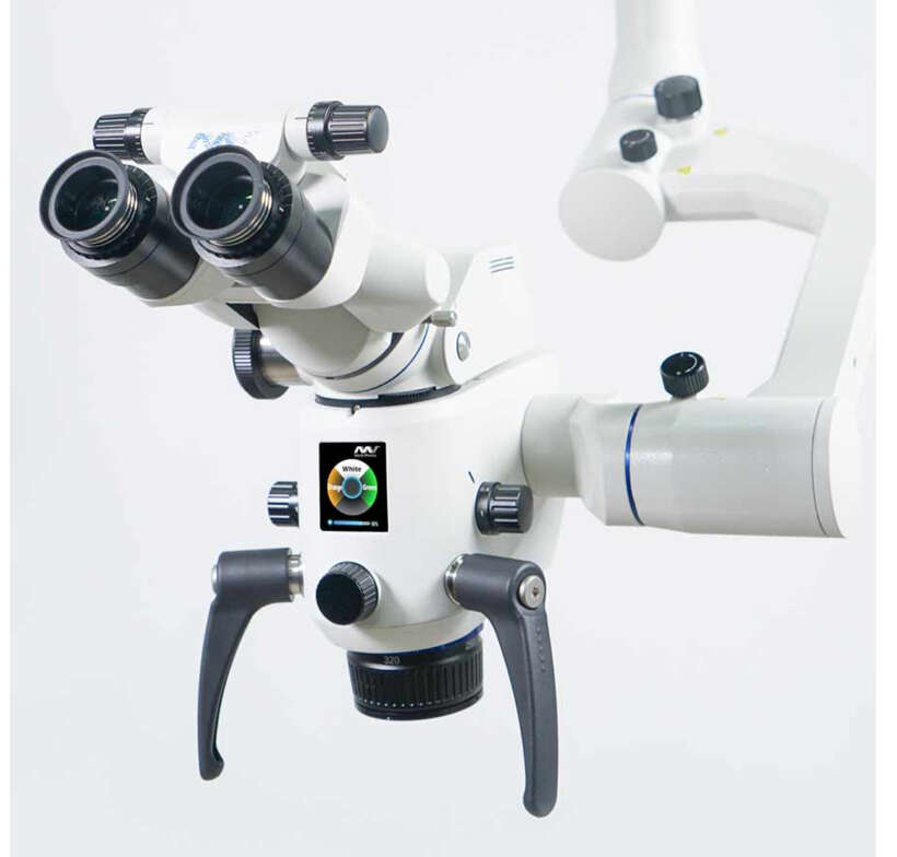 Стоматологічний мікроскоп MediWorks SM610 Classic NaviStom