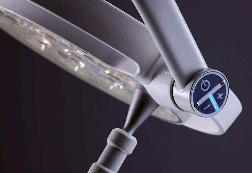 Світильник операційний Mach LED 130F NaviStom