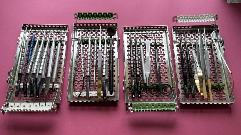 Топові набори для імплантації,хірургії та ушиття Американські бренди! Лише топова якість! NaviStom