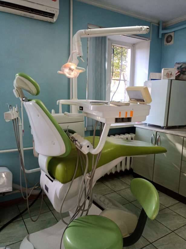 Здам в оренду робоче місце стоматолога позмінно NaviStom