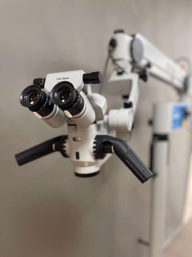 Zeiss Opmi ORL S-5 Surgical Microscope Zeiss Opmi ORL NaviStom