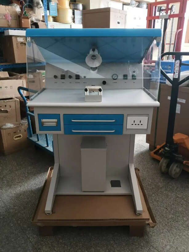 Зуботехнічний лабораторний столик — професійне робоче місце для техніка NaviStom