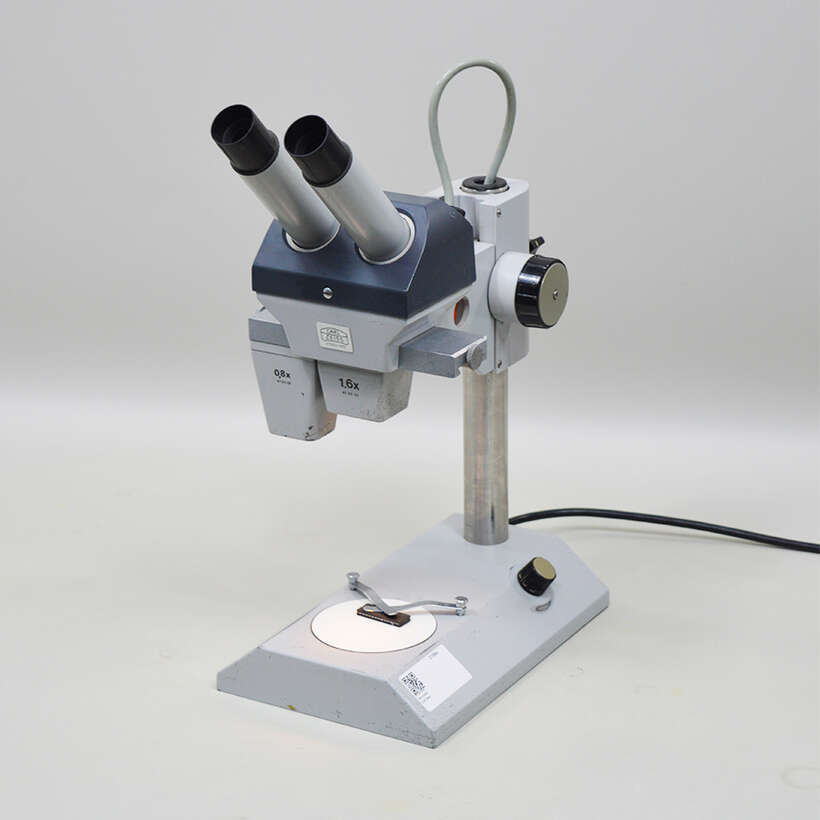 Зуботехнічний мікроскоп Carl Zeiss NaviStom